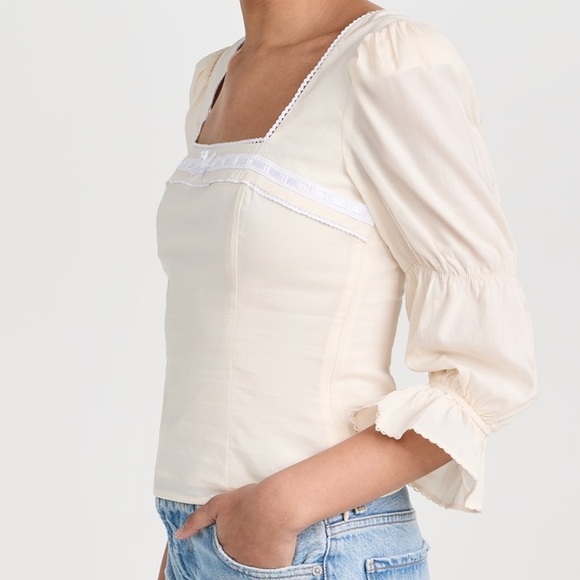 Reformation | Amalie Top - Picture 3 of 10